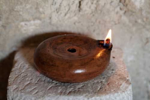 Roman reading lamp